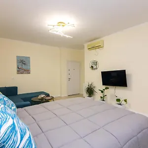 tirana-center-comfortable-studio-apartment-1.albaniahotels.org/